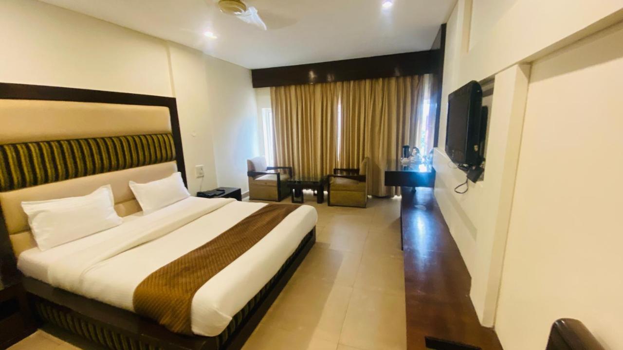Hotel Landmark Chandīgarh المظهر الخارجي الصورة