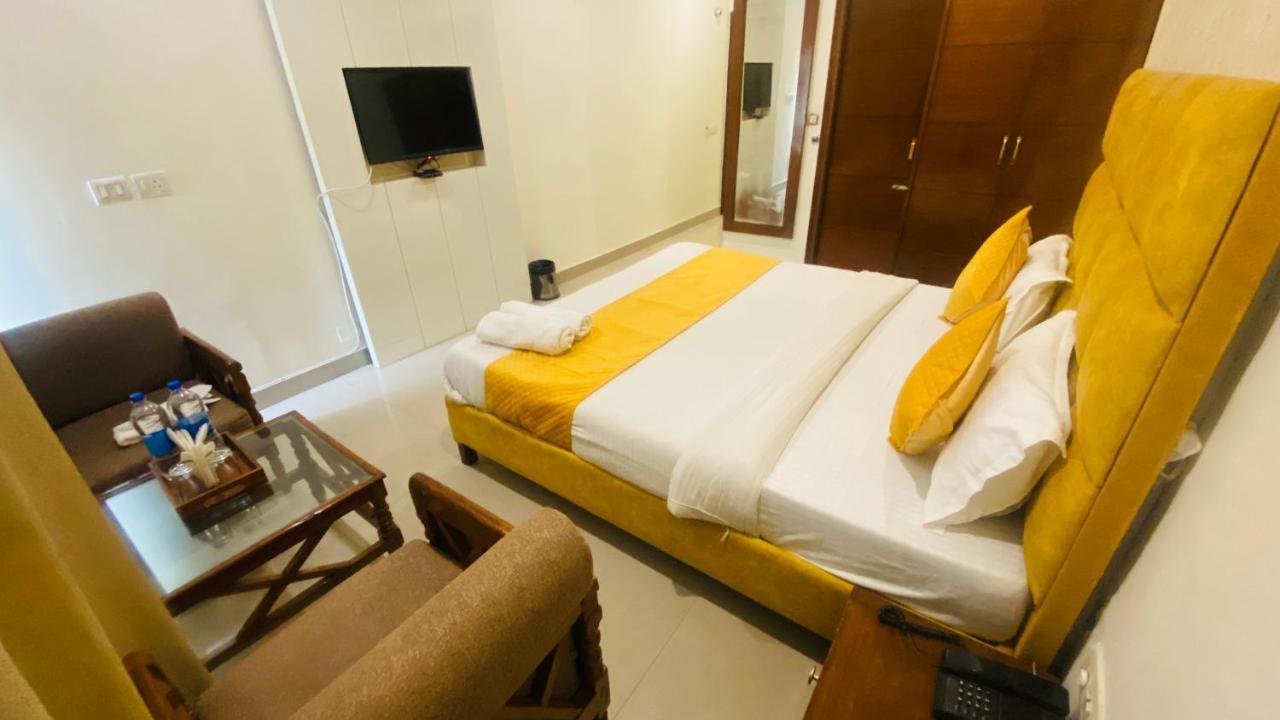Hotel Landmark Chandīgarh المظهر الخارجي الصورة
