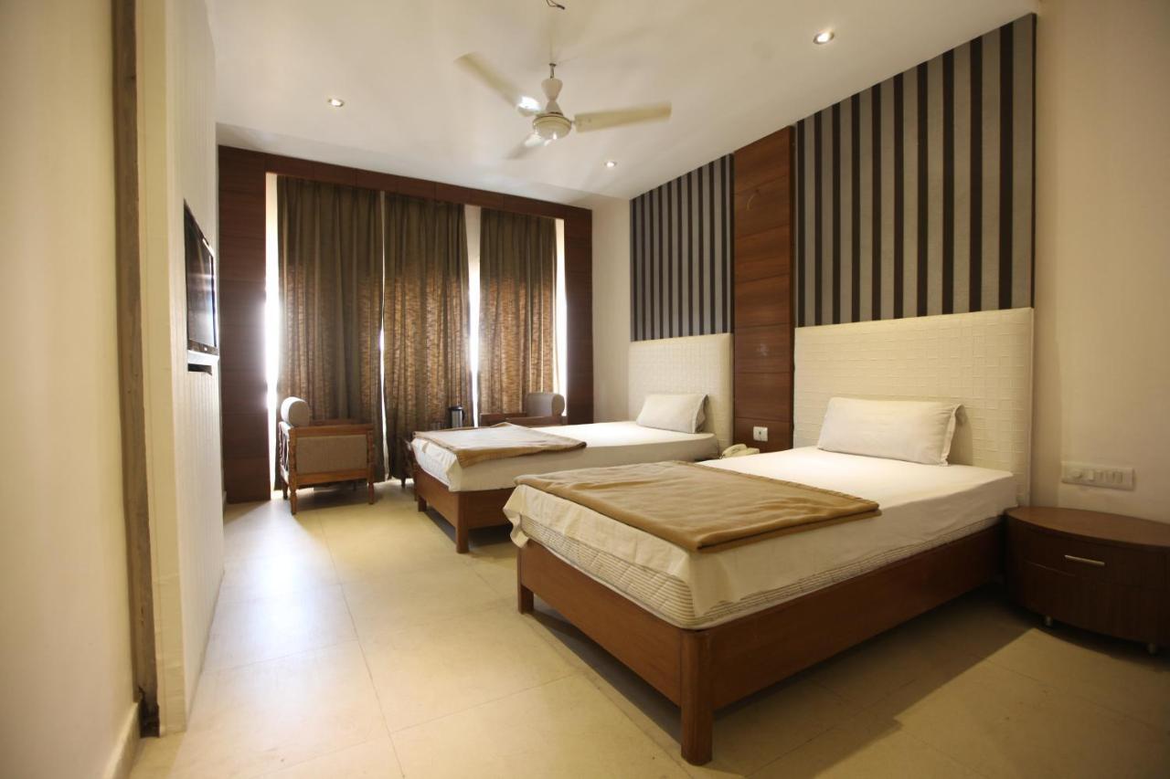 Hotel Landmark Chandīgarh المظهر الخارجي الصورة