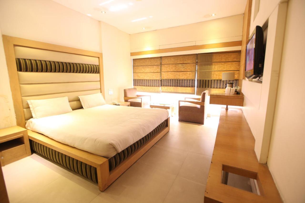 Hotel Landmark Chandīgarh المظهر الخارجي الصورة